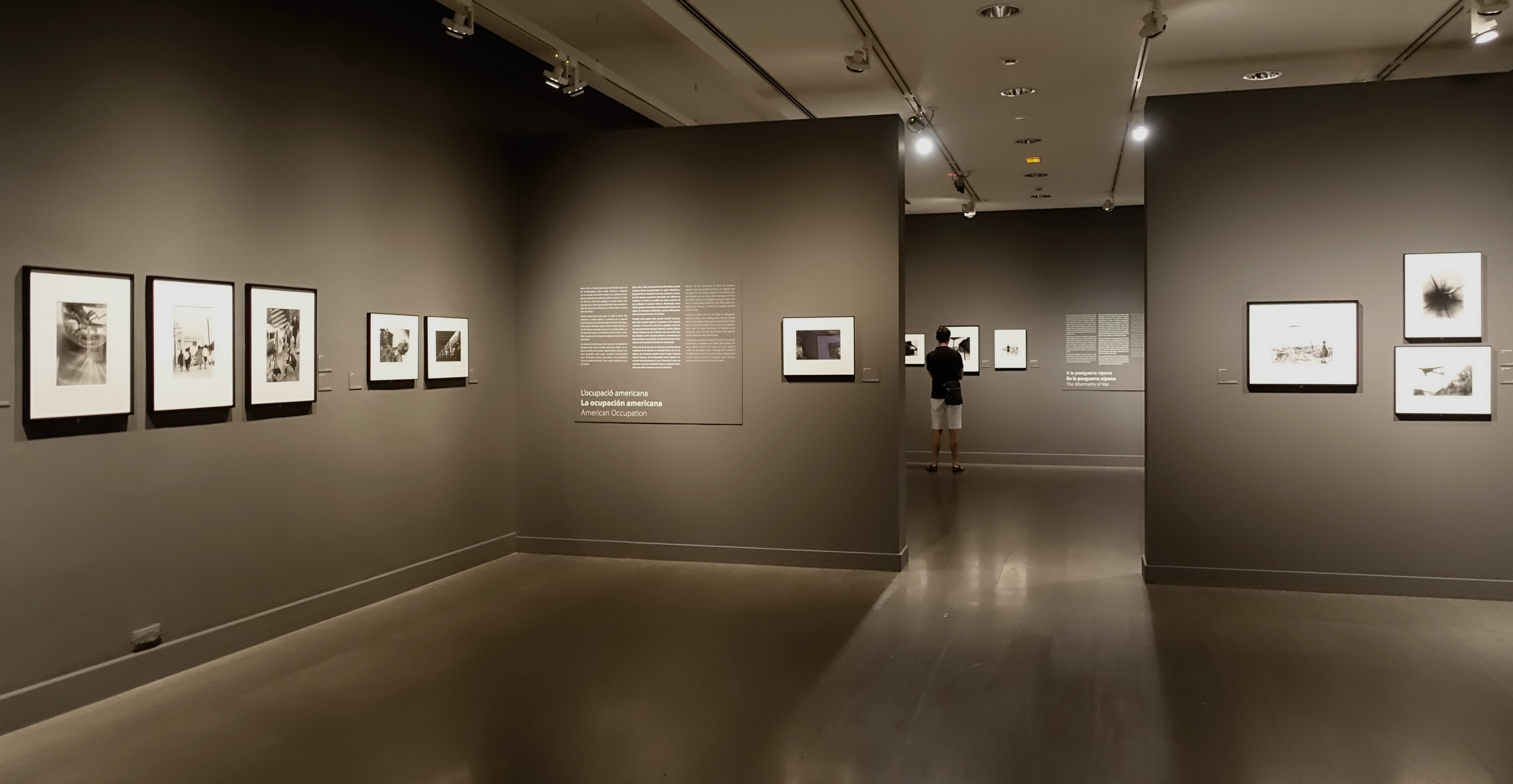 shomei-tomatsu-fundacion-mapfre-albertvalllverdudisseny-1